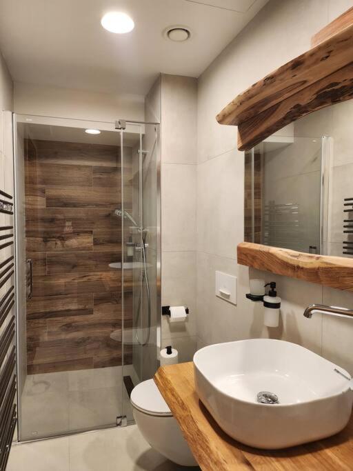 Krasny Apartman Refrino Janske Lazne Exterior foto
